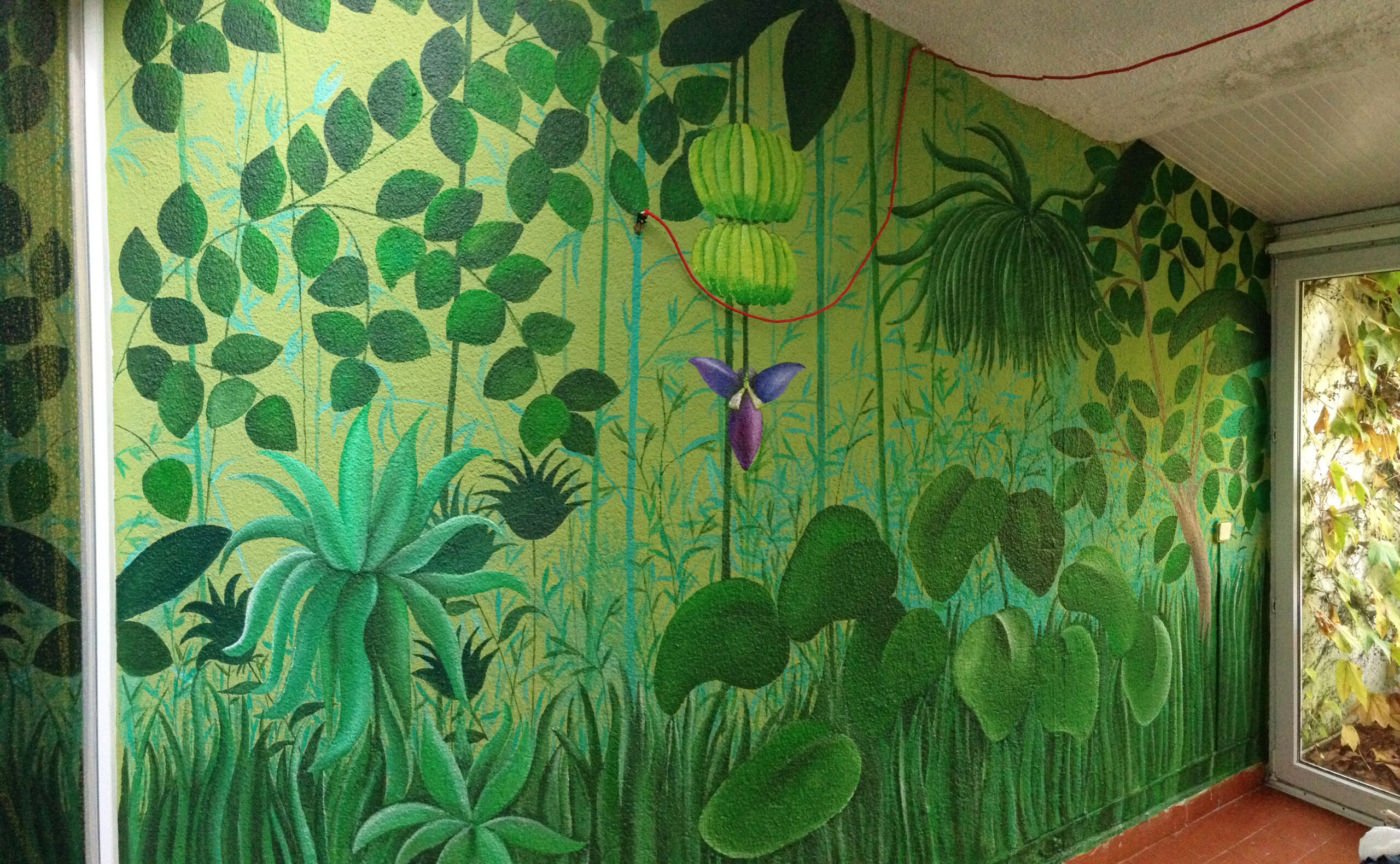 mural tropical en pared de oficina en las rozas de madrid